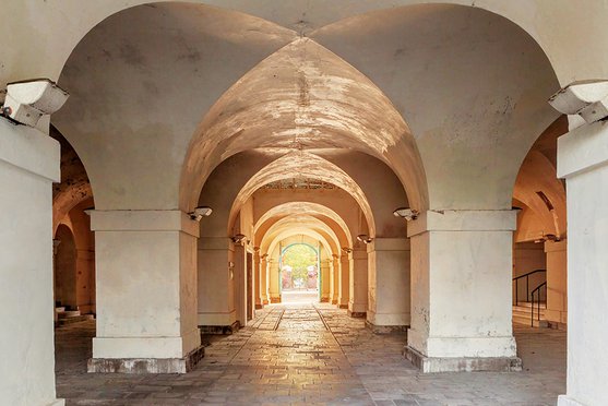 24014 Arches 1114 X 654